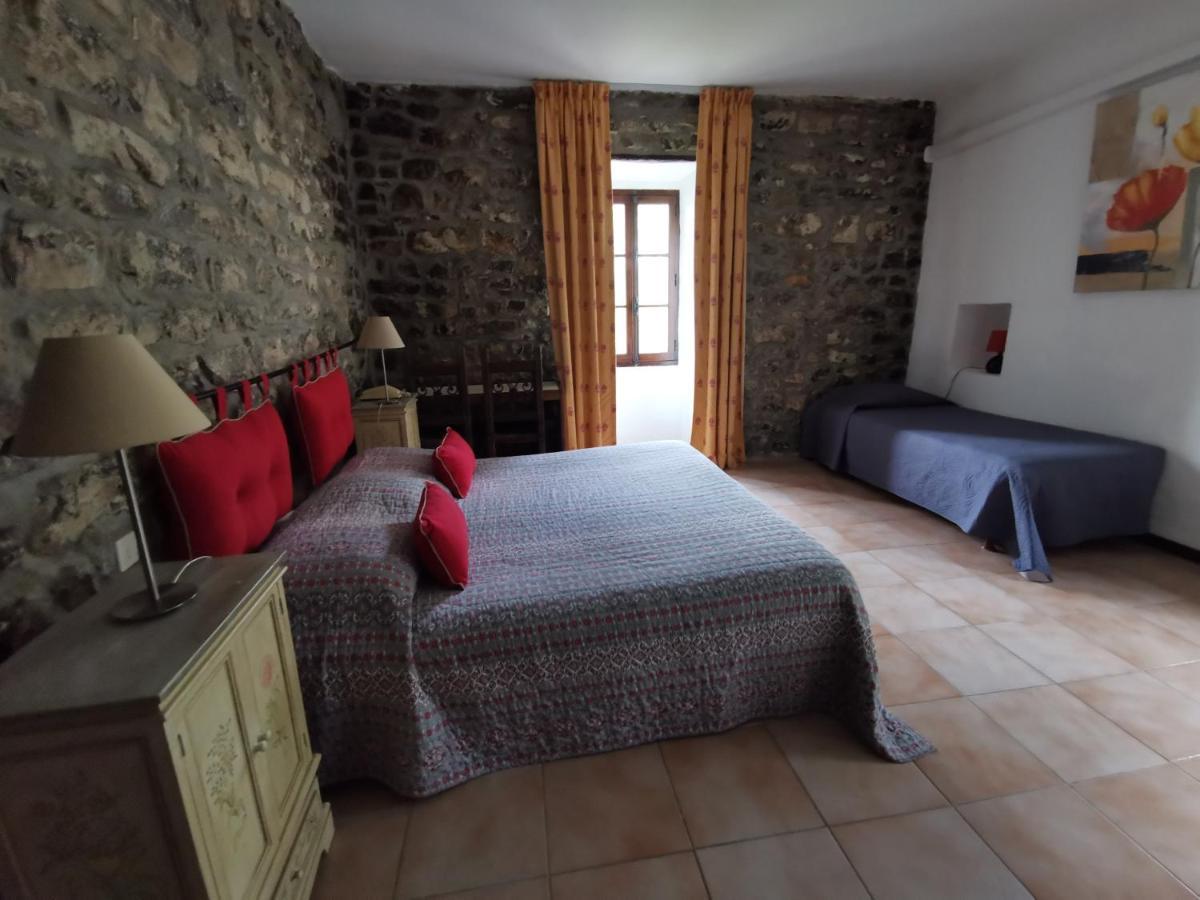 Hotel Mas De L'Espaire Ле Ванс Екстериор снимка
