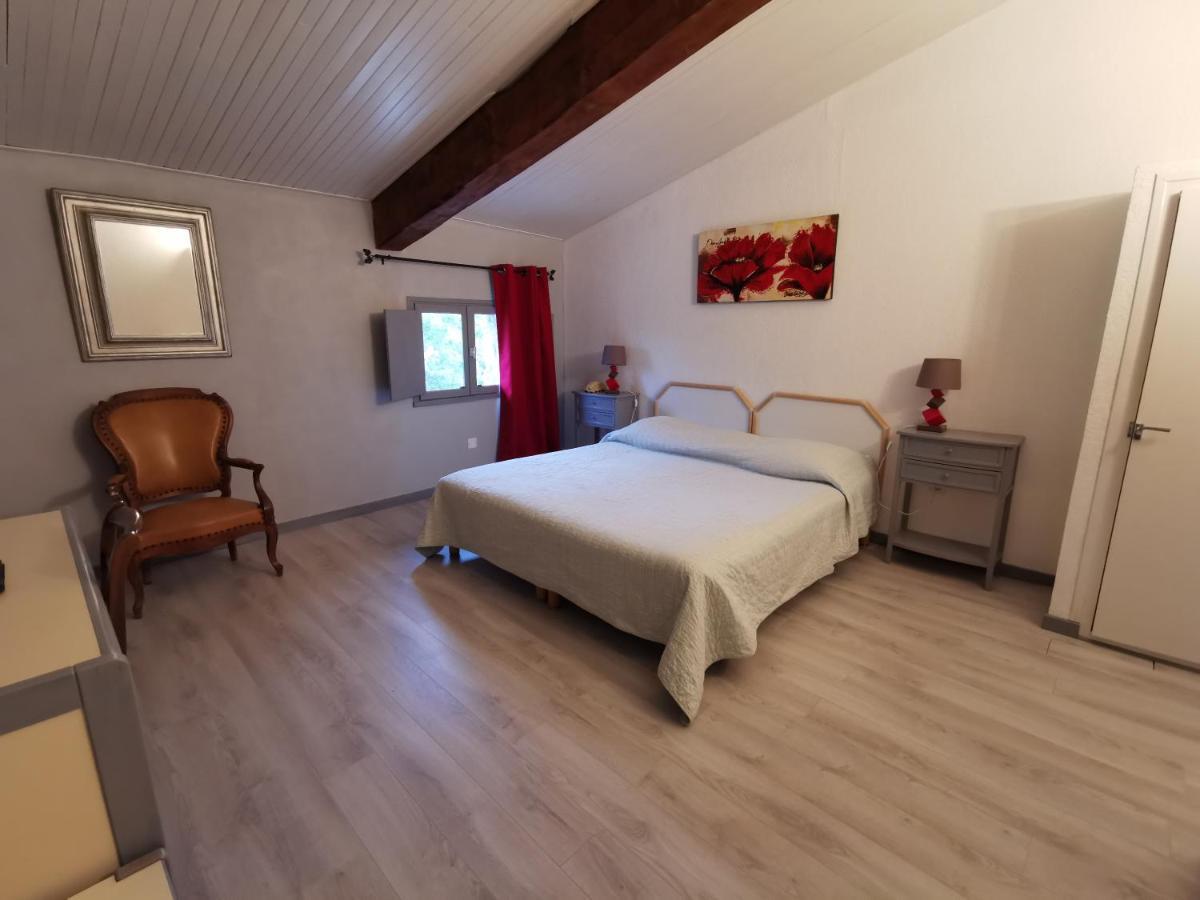 Hotel Mas De L'Espaire Ле Ванс Екстериор снимка