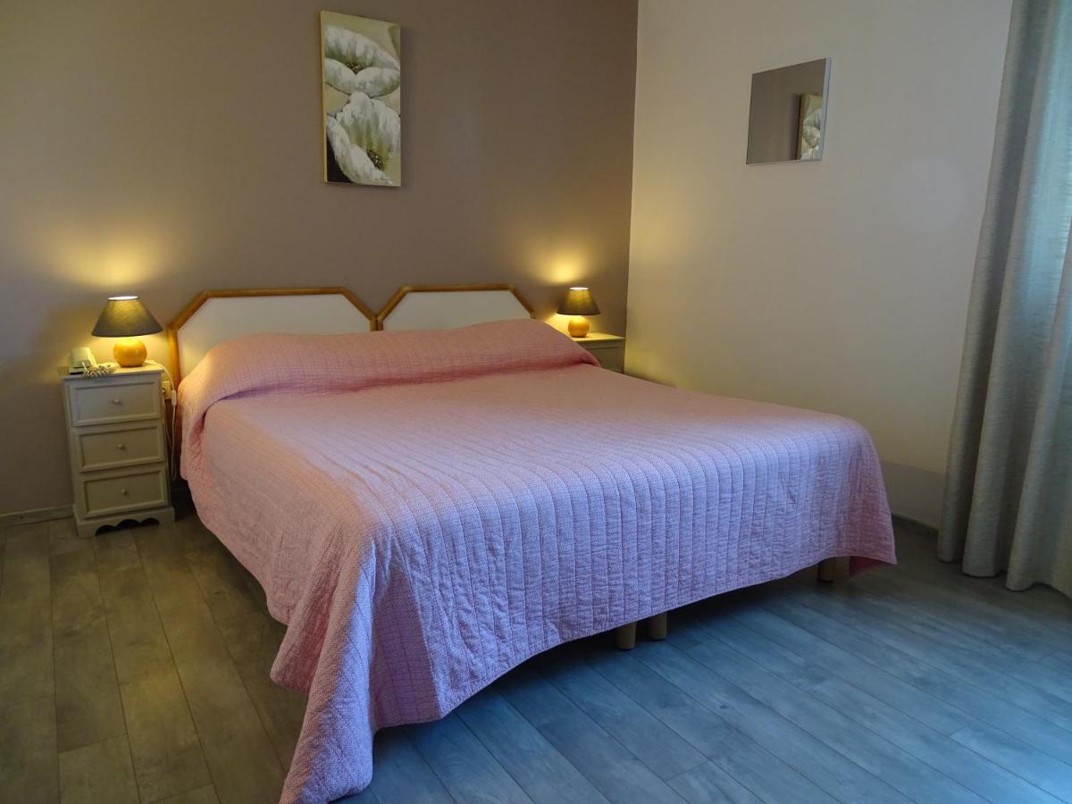Hotel Mas De L'Espaire Ле Ванс Екстериор снимка