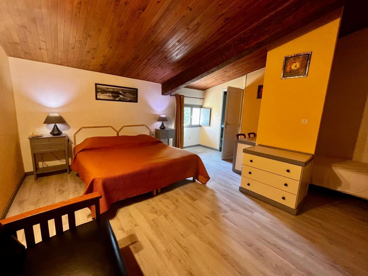 Hotel Mas De L'Espaire Ле Ванс Екстериор снимка