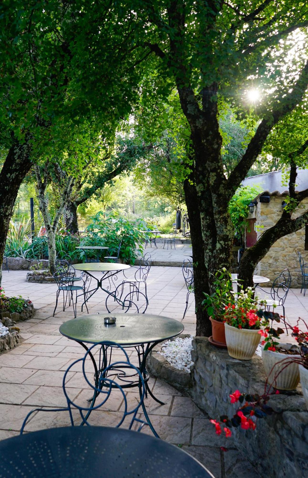 Hotel Mas De L'Espaire Ле Ванс Екстериор снимка