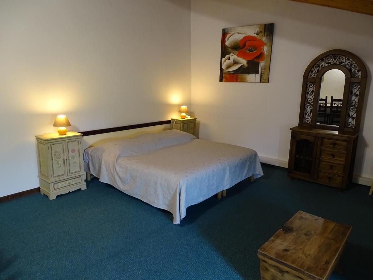 Hotel Mas De L'Espaire Ле Ванс Екстериор снимка
